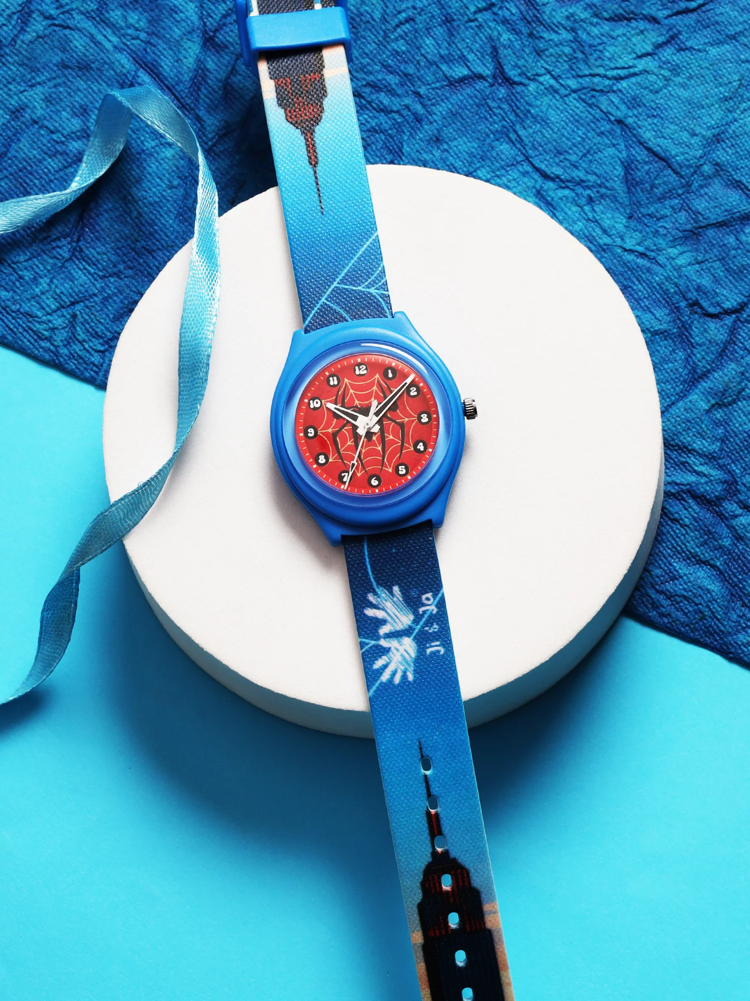 Kids’ Blue Spider Web Theme Analog Watch with Silicone Strap - JJ217